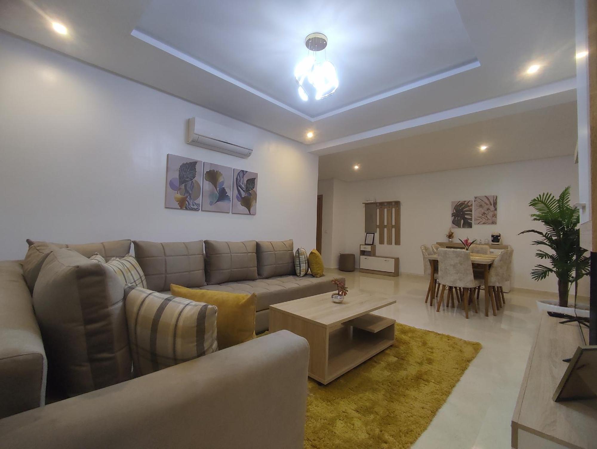 Dlx03 Apartment Уджда Екстериор снимка
